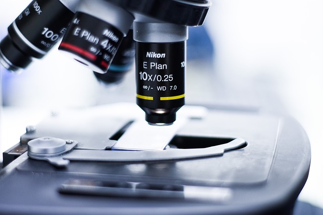 一種多功能聚氨酯催化劑zf-10，可作為輔助催化劑調(diào)節(jié)反應(yīng)速度